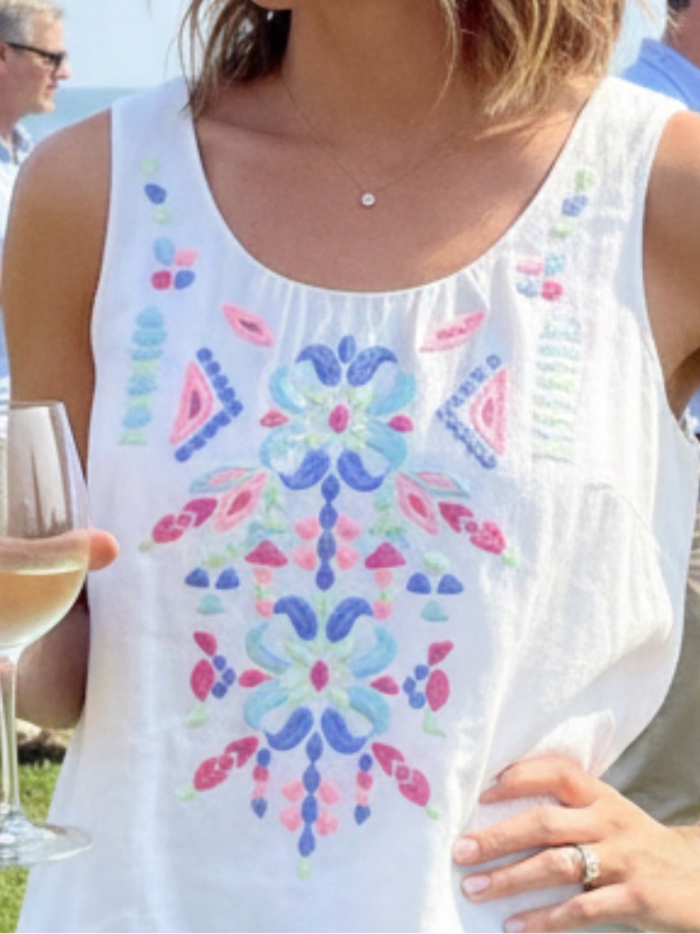Vineyard Vines Linen Colorful Gorgeous Embroidered White Sleeveless Top size 2